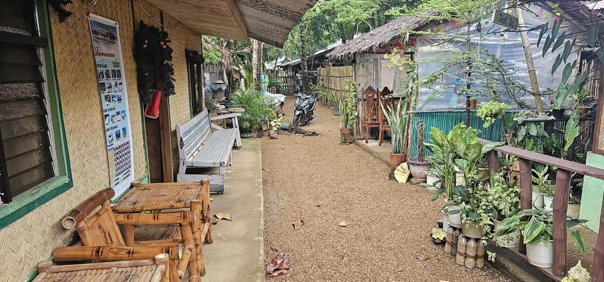 Rovi Homestay Coron Exterior foto