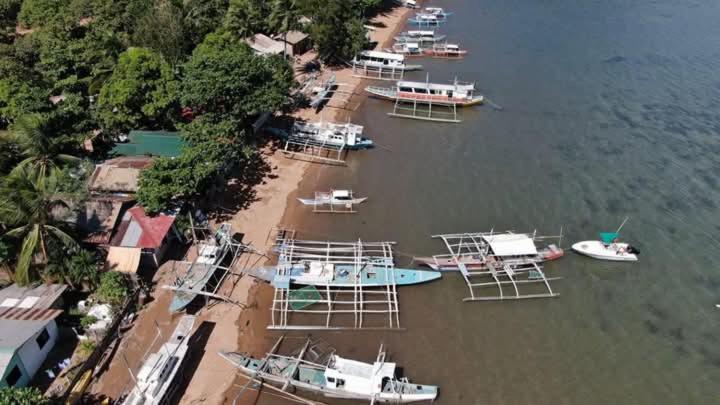 Rovi Homestay Coron Exterior foto
